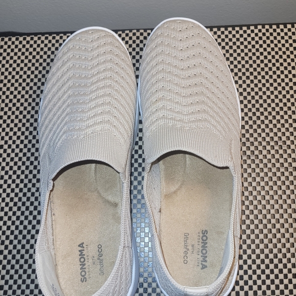 Sonoma Slip on Shoes - Picture 8 of 9